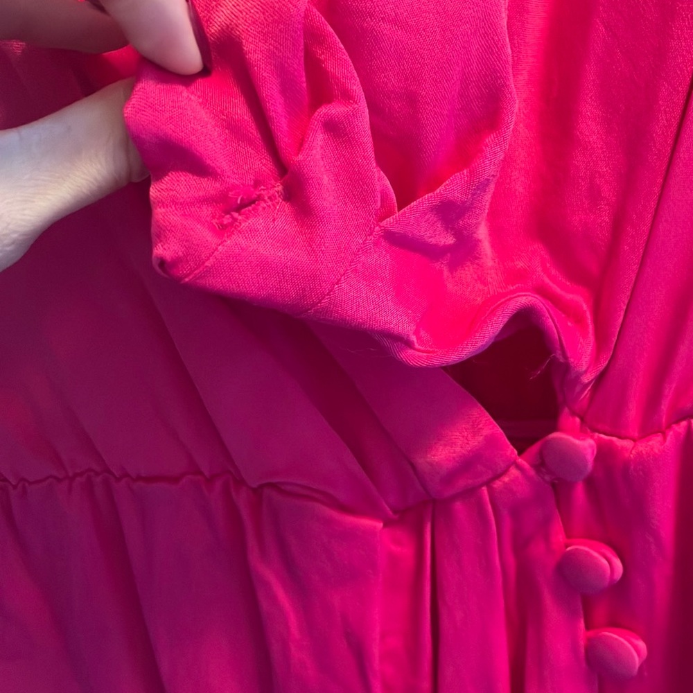 Pink shoulder pads dress - Picture 11 of 14